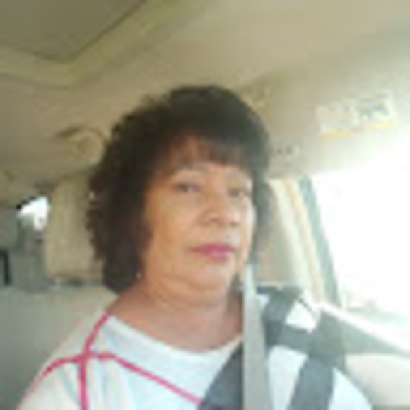 Meet your Posher, Gladys - Picture 1 of 1